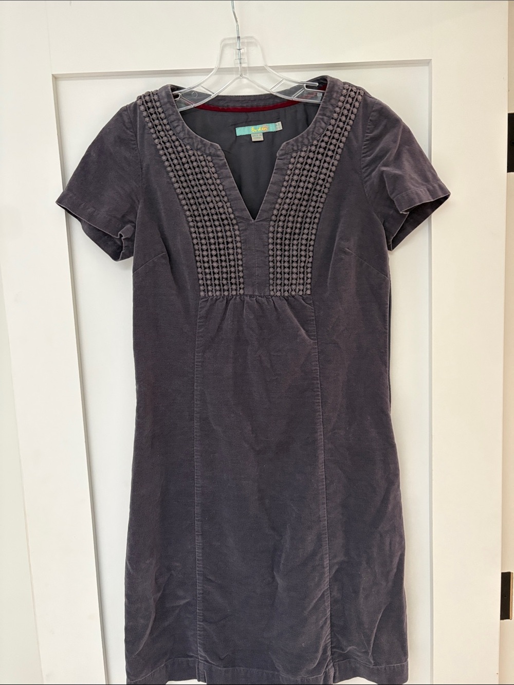 Boden Short Sleeve V-Neck Corduroy Dress in Charcoal